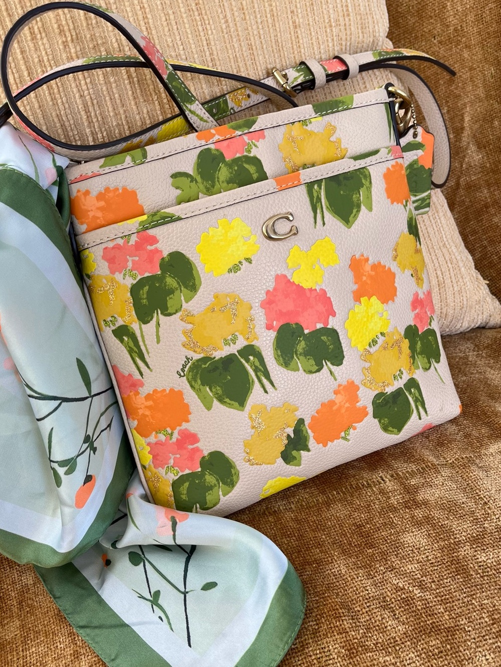 Coach Kitt Floral Crossbody Bag 🩷 Pink with 💛 Yellow, 🧡 Orange & 💚 Green NWOT - Picture 13 of 16